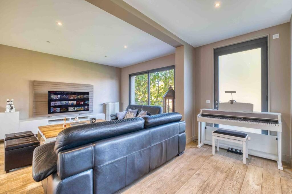 Villa Saint-Mard - King Size Bed - 10Min Aeroport Cdg 25Min Paris By Train Екстериор снимка
